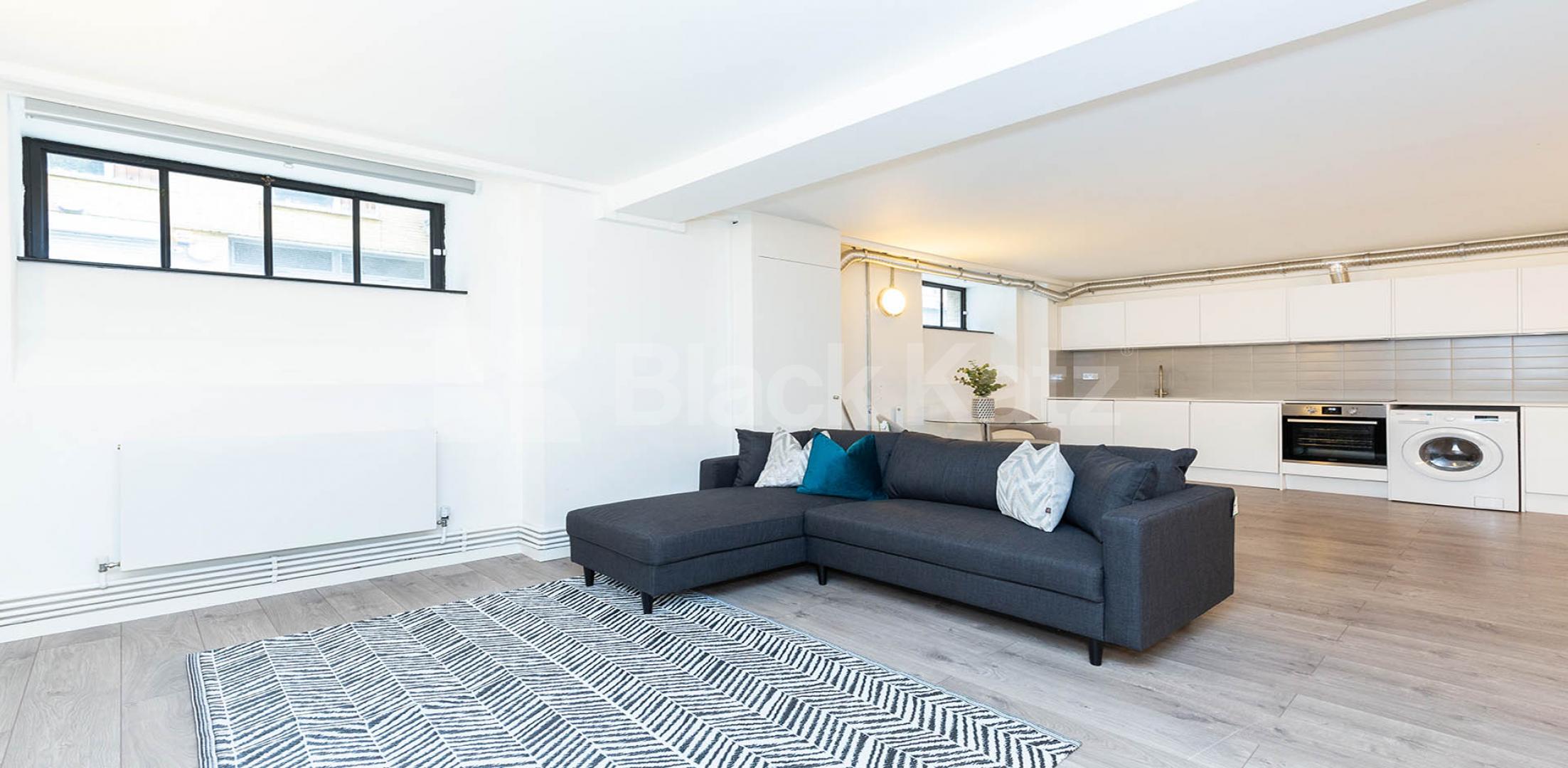 A spacious and large open plan studio within a warehouse conversion  Tyssen Street , Dalston / Haggerston